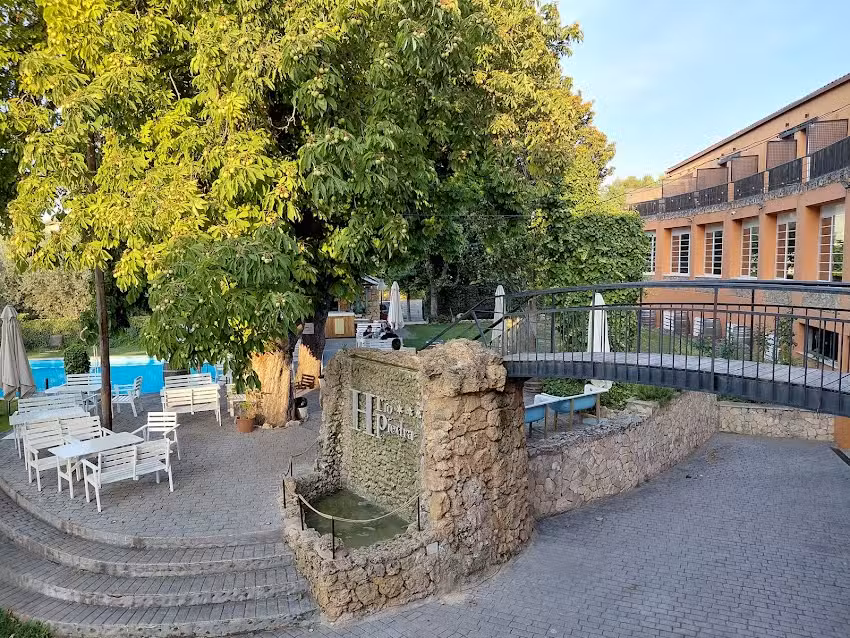 Hotel &ndash; Restaurante Rio Piedra