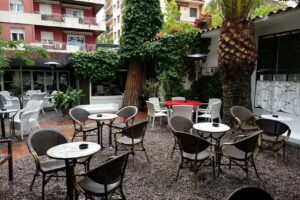 Hotel Restaurante VOSTRA LLAR &ndash; Palam&oacute;s