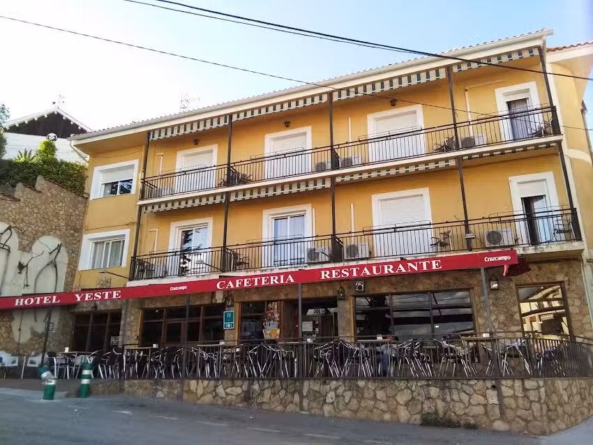 Hotel Restaurante Yeste