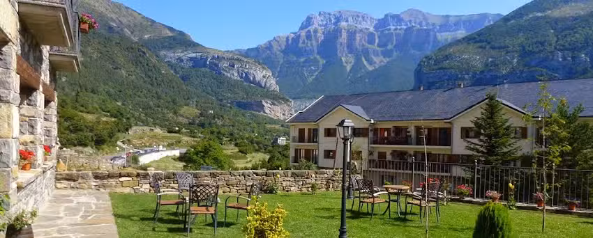 Hotel Rural Casa Lord&aacute;n