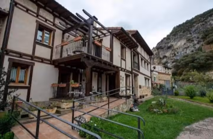 Hotel Rural Cascadas de Tobera