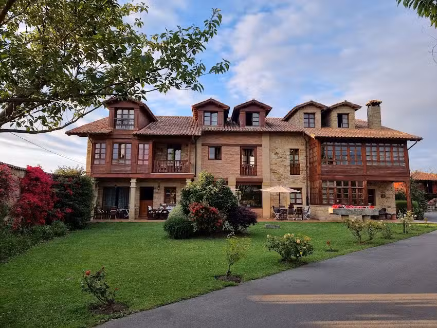 Hotel Rural Casona de Tresali