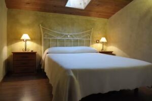 Hotel Rural Fuentelamora &ndash; La Revilla, Salas de los Infantes