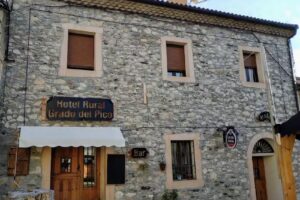Hotel rural Grado Del Pico