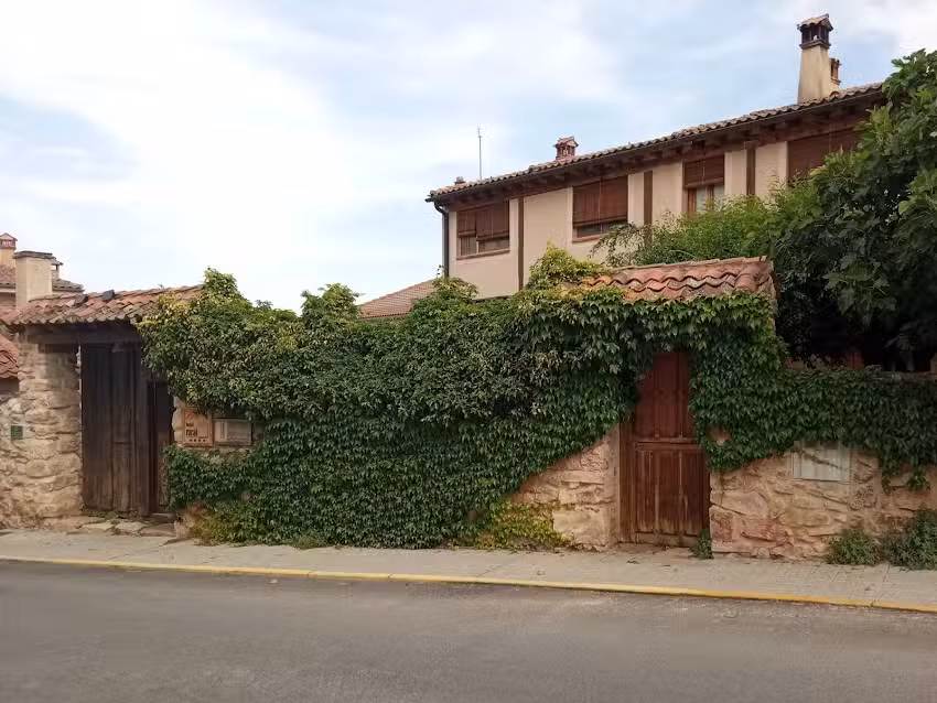 Hotel Rural La Casona De Espirdo