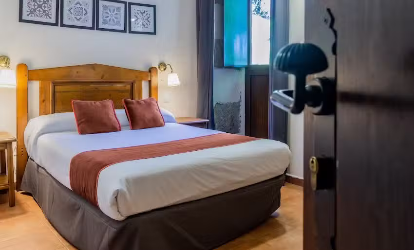 Hotel Rural Pe&ntilde;a Pintada by Vivere Stays