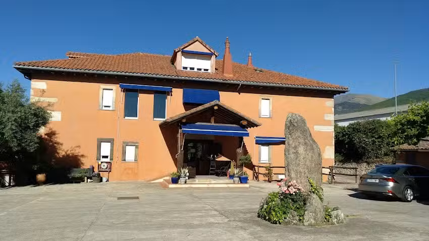 Hotel Rural Tresmentiras