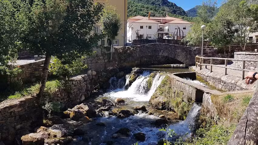 Hotel rural Valle de Lago