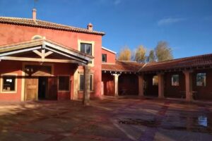 Hotel San Miguel del Valle Ambl&eacute;s