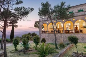 Hotel Santuari de Cura