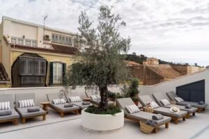 Hotel Well and Come M&aacute;laga