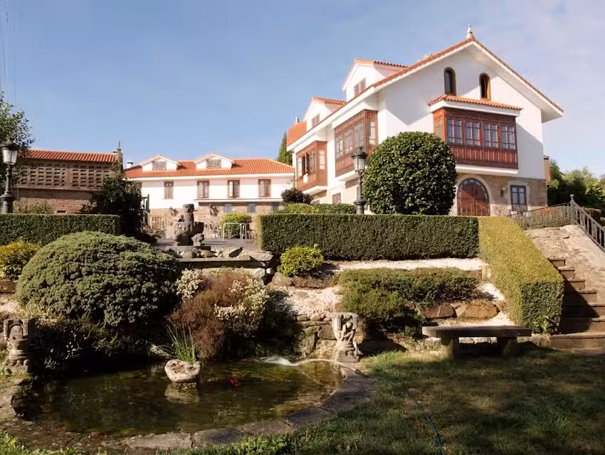 Hotel y Casa Rural en Carballo- Costa da Morte/ Hotel Mar De Queo