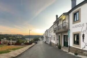 Huellas Albergue-Tur&iacute;stico