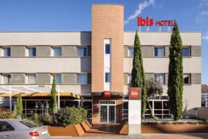 Ibis Granada