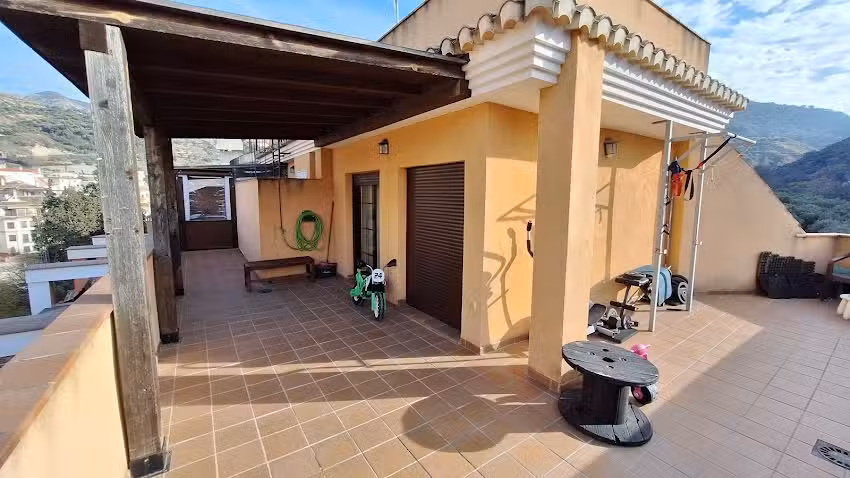 Increible &aacute;tico Monachil