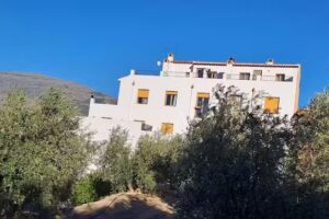 Jardines de Pinos del Valle