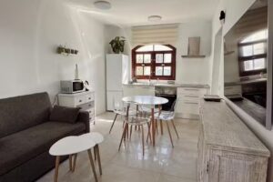 Karibu by Kamili Lanzarote