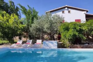 La Almunia de Nig&uuml;elas &ndash; Alojamiento Rural