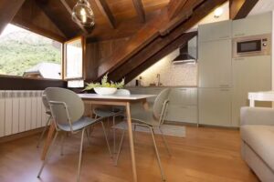 La Buhardilla de Menta by Bevalle