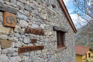 La Caba&ntilde;a de Bernardina