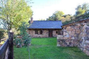 LA CABA&Ntilde;A DE LACIANA