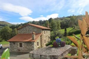LA CABAÑA DEL ABUELO DE SELAYA. CASA RURAL EN CANTABRIA