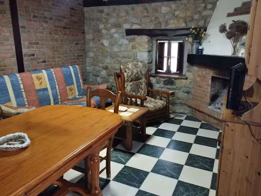 La caba&ntilde;uca de Alo&ntilde;os