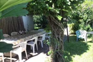 La Casa de Cudón , vivienda vacacional 630783090