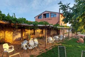 LA CASA DE LA ESTACION , restaurante, truficultura, v&iacute;a verde de Ojos Negros