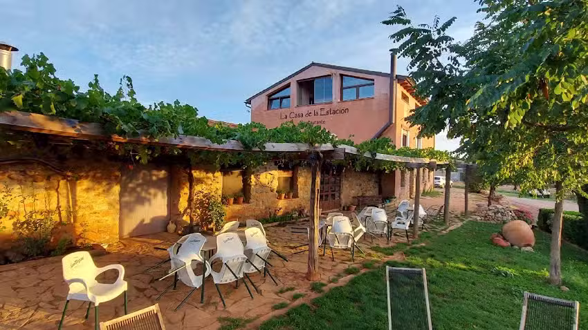 LA CASA DE LA ESTACION , restaurante, truficultura, v&iacute;a verde de Ojos Negros