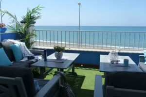 la casa de la playa malaga