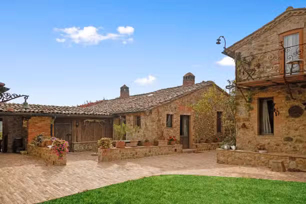 La Casa De Las Titas