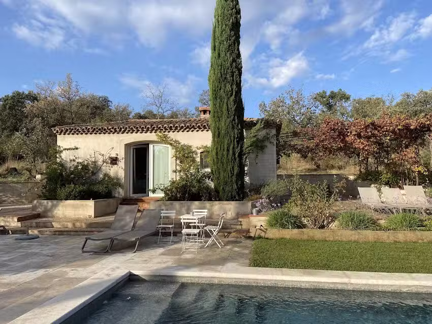 La Casa de Los Tomillares