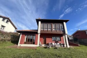 La Casa Roja de Ovio