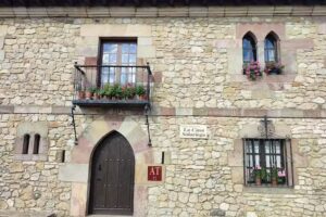 &laquo;La Casa Solariega&raquo;