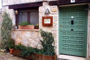 La Casita de Pozancos.Encantadora casa de campo con jard&iacute;n para 4 personas