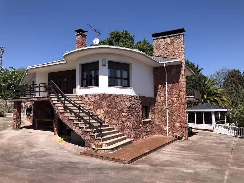 La casona de la carbayeda