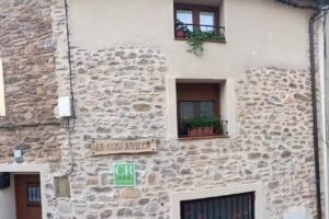 LA COSTANILLA Litu&eacute;nigo