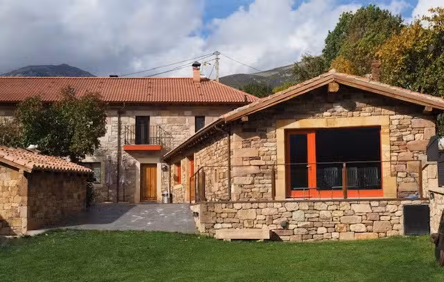 La Perala Alojamiento Rural