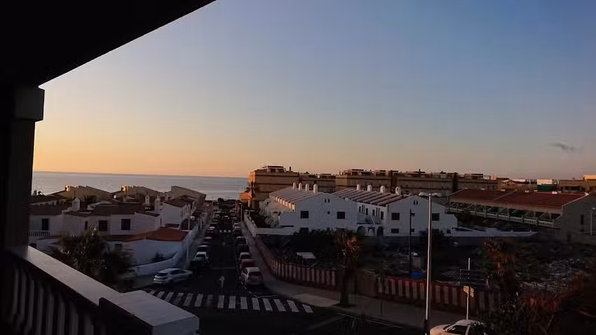 La Perla seaview & pool