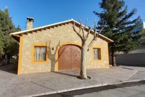 LA PUEBLA ALBERGUE Y ACTIVIDADES