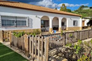 La Sombra de la Parra