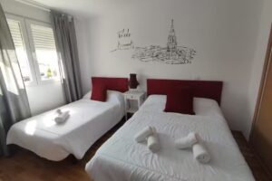 &laquo;La Villa de Iker&raquo; Vivienda de uso tur&iacute;stico a 10 Mint. de Puy Du Fou