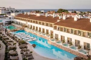 Lago Resort Menorca &ndash; Suites del Lago