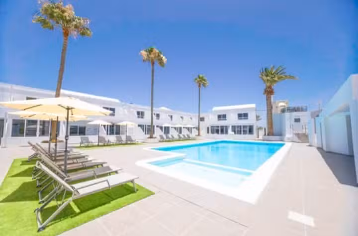 Lanzarote Holiday Lets