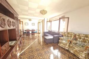 Large Family Flat with Lift &ndash; Perfect for Long-Term Stays