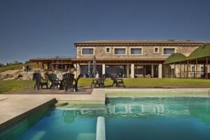 Las Buenas Costumbres