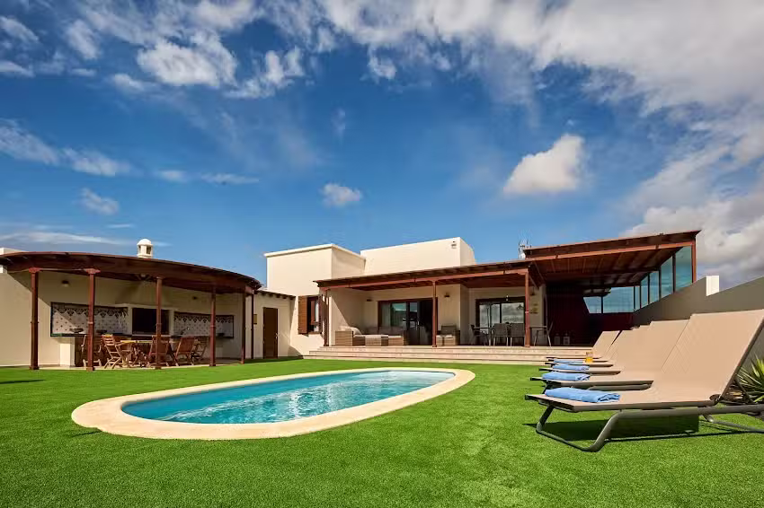 Las Caletas Village Playa Blanca