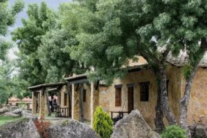 Las Ca&ntilde;adas Complejo Tur&iacute;stico &ndash; Camping & Casas de Campo