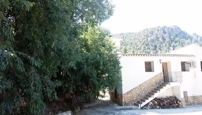 Las Casas La Piedra De T&iacute;scar